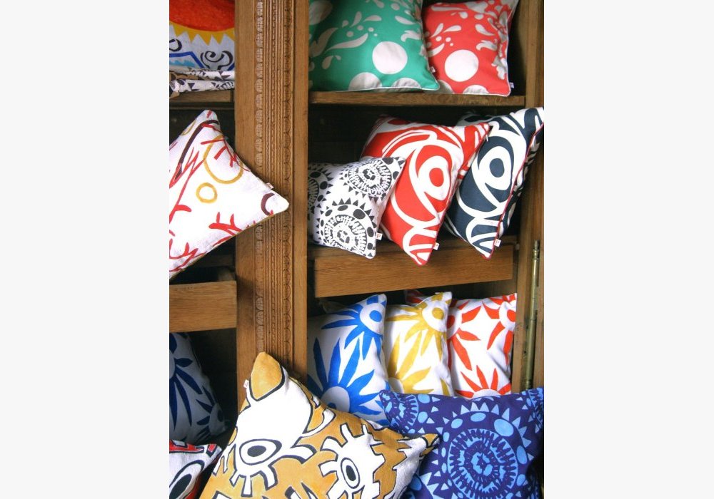 coussins sérigraphiés et imprimés au pochoir