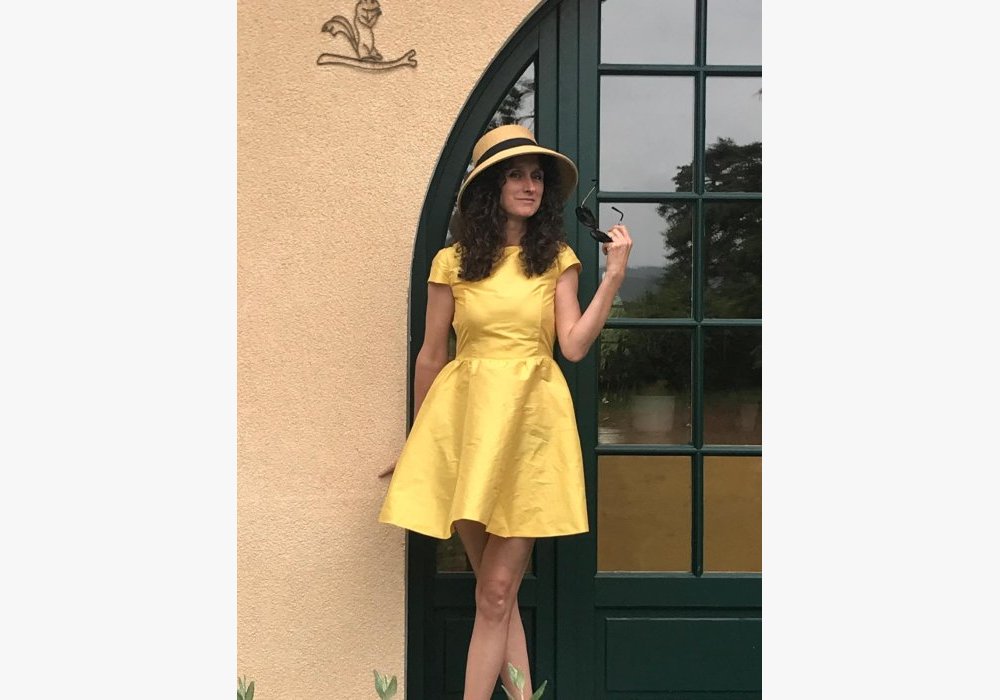Robe de cocktail en taffetas jaune