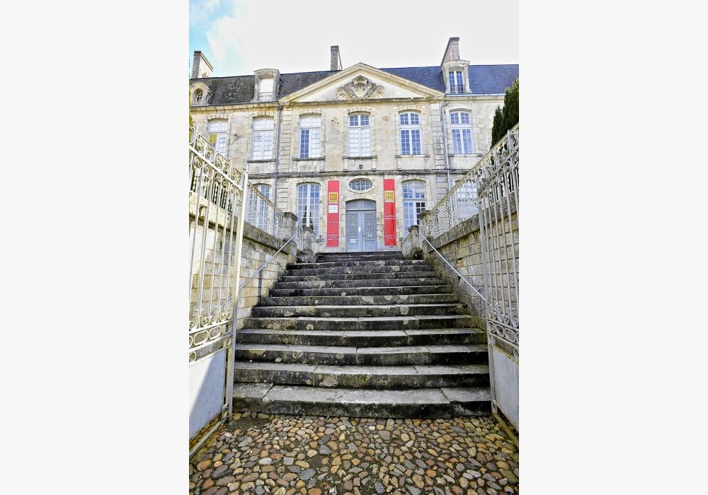 Le PEMA, au Château de Nontron (24)