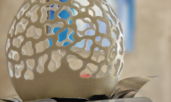 Oeuf d’autruche sculpté