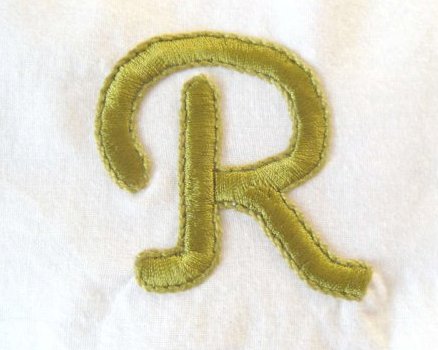 Personnalisation artisanale de linge de maison deuxième vie