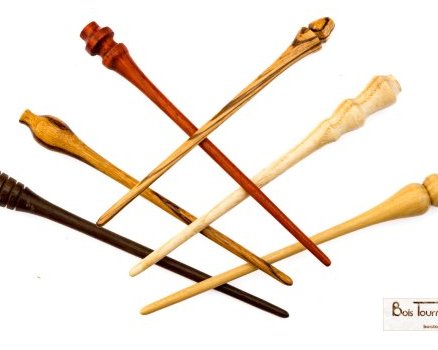 Pique à cheveux en bois massif