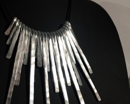 Collier plastron Camaryah