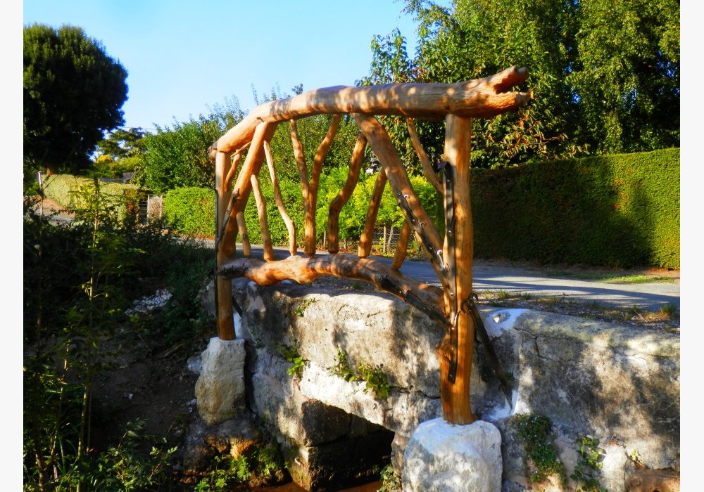Bois tordu