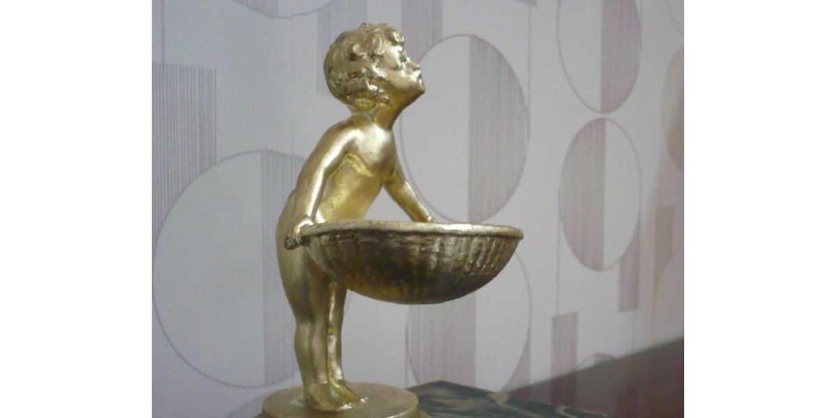 Statuette doré or jaune citron