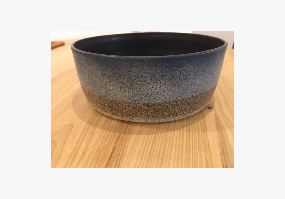 plat, entre deux pierres, lune et feu