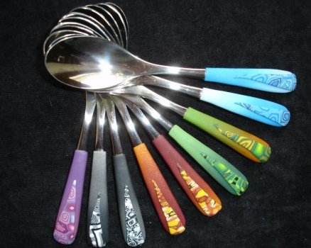 Couverts en pâte polymère