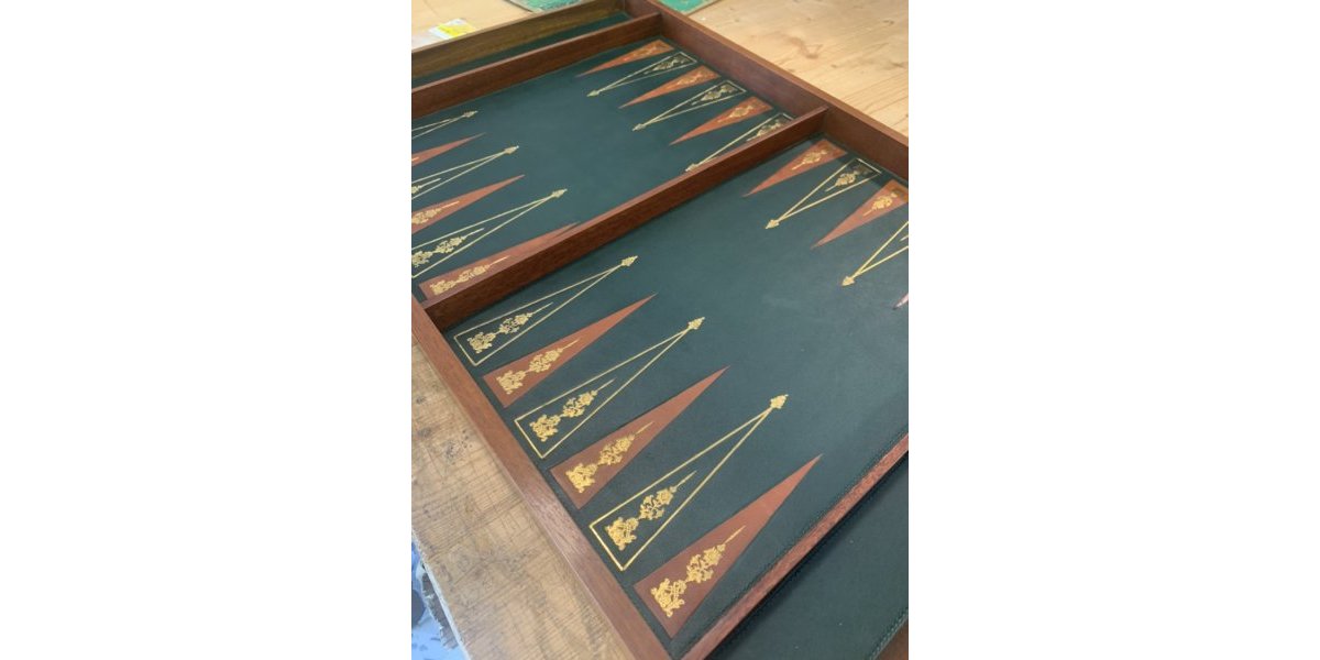 Table tric trac