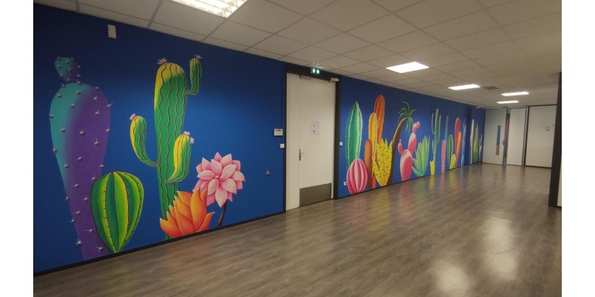 Cactus dans un couloir