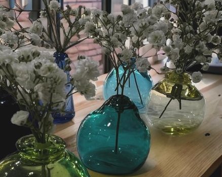 Mini vases en verre soufflés à pâquerettes