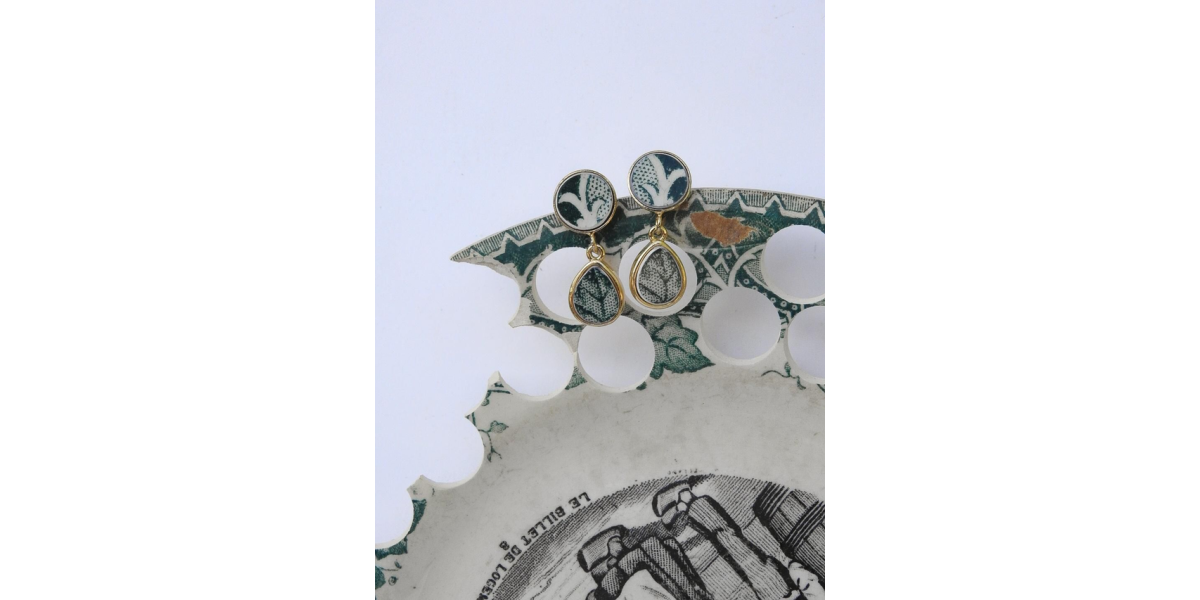 Boucles d’oreilles pendantes - faïence Lunéville Saint-Clément upcyclée