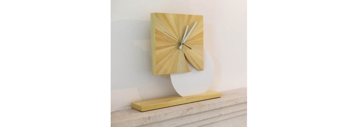 Horloge marqueterie de paille