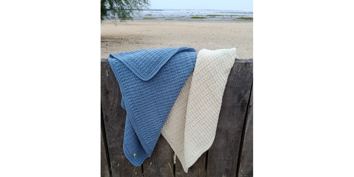 Plaid en mérinos d’Arles Bleu de sable